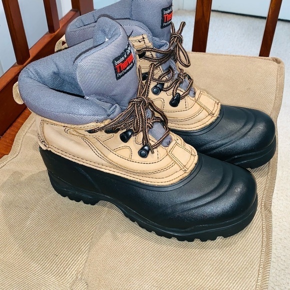 Tom McAn Ladies  Thermo Lite Winter Hiking Boots. - Picture 4 of 14